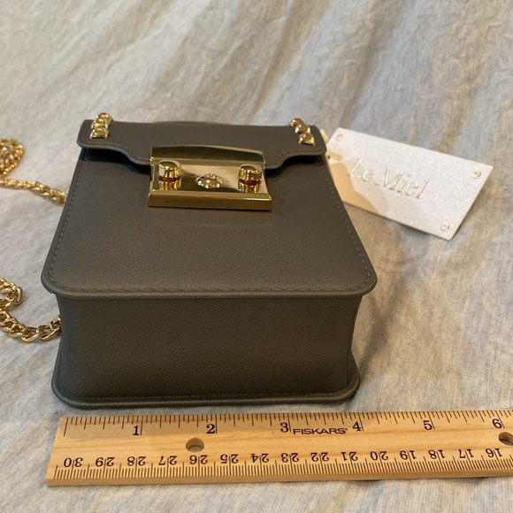 Elegant Gold RockStudded, Chain Strap, Crossbody Top Handle Bag Steel Gray NWT - Picture 8 of 14